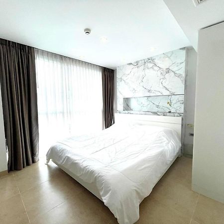 2 Bedrooms Near Pattaya Beach Kültér fotó