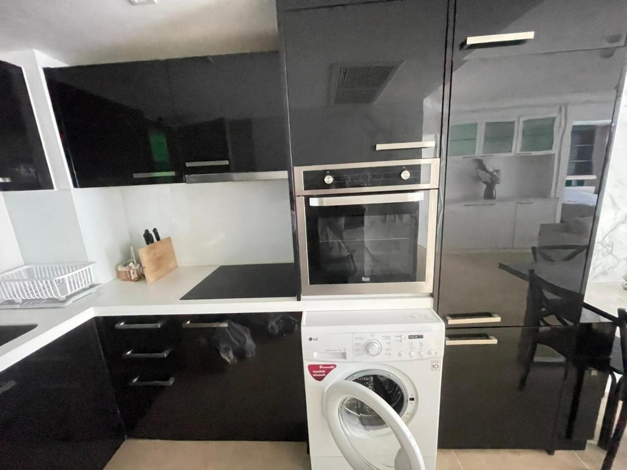 2 Bedrooms Near Pattaya Beach Kültér fotó
